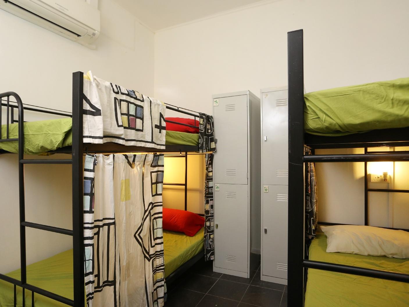 Rain Forest 149 Hostel Singapore Exterior photo